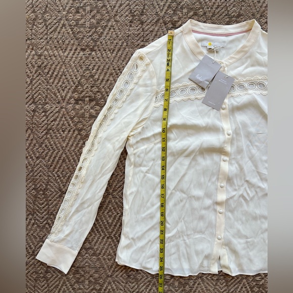 NWT Boden‎ Ladies Cream Sheer Lace Cut-Outs Boho Chic Buttoned Blouse Top 10 - Picture 8 of 11